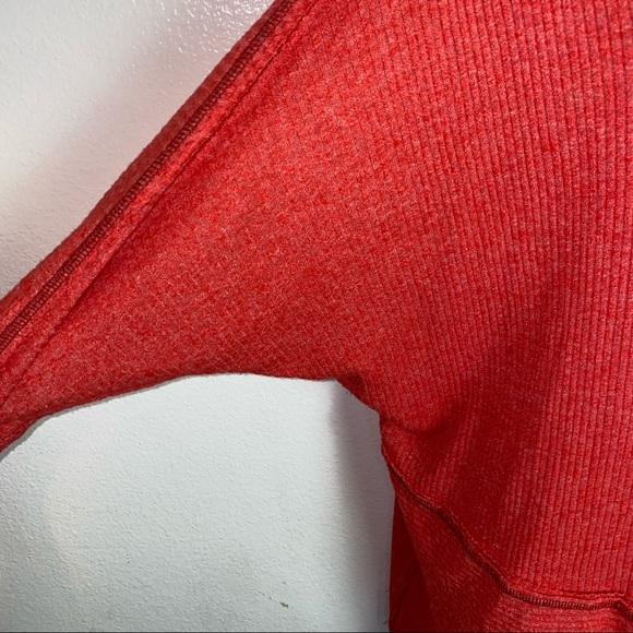 We The Free Londontown red long sleeve ribbed asymmetrical hem thermal - Picture 7 of 11